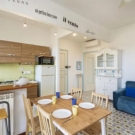 Apartment La Poetessa With Pool By Wonderful Italy